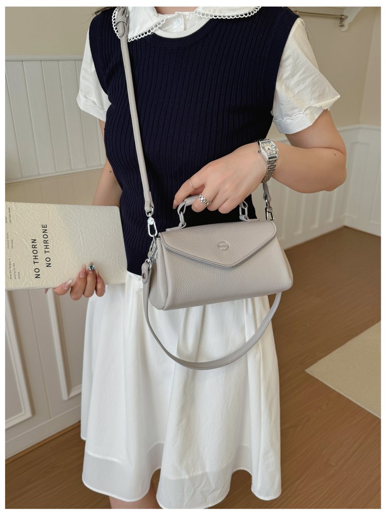 Women's PU Leather Envelope Flap Crossbody Bag detail 22