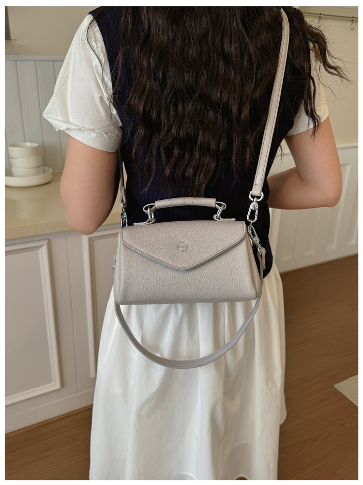 Women's PU Leather Envelope Flap Crossbody Bag detail 24