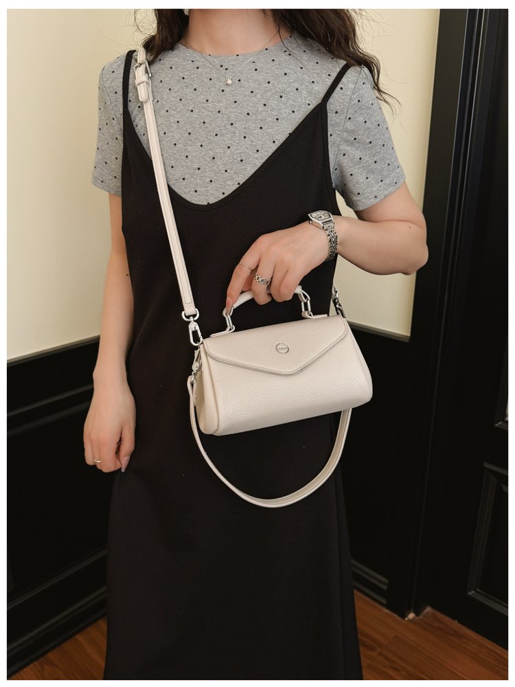 Women's PU Leather Envelope Flap Crossbody Bag detail 29