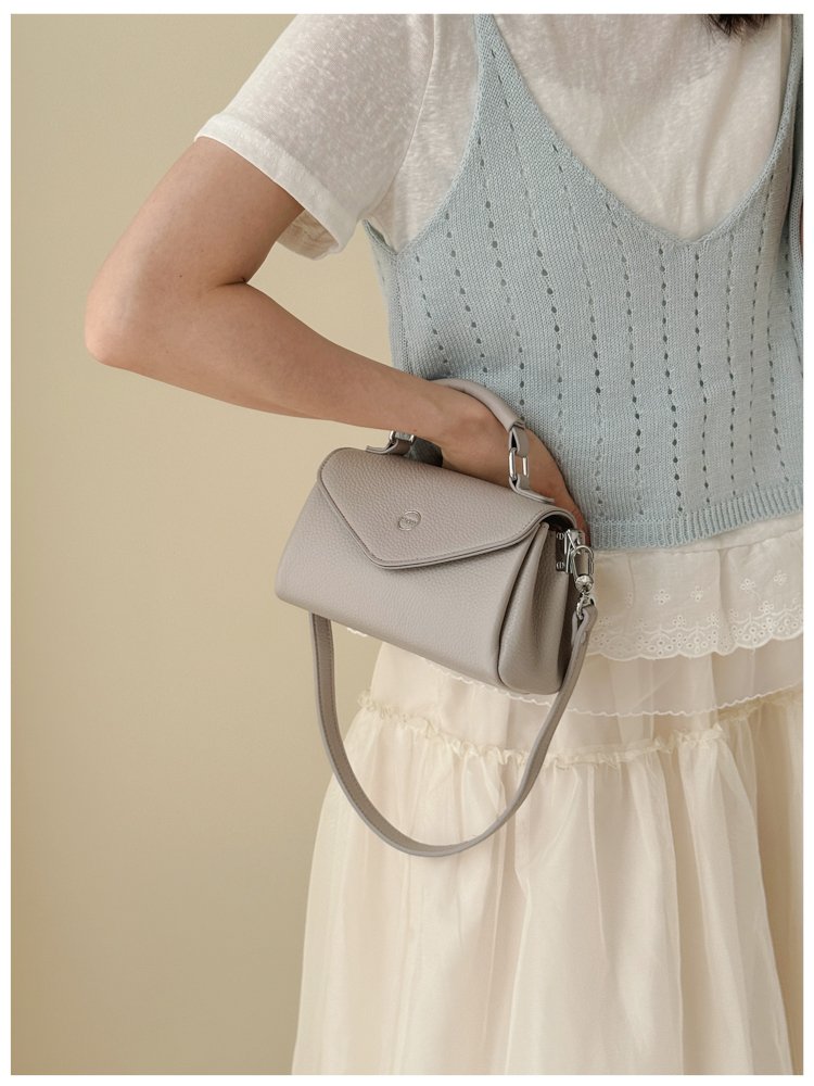 Women's PU Leather Envelope Flap Crossbody Bag detail 40