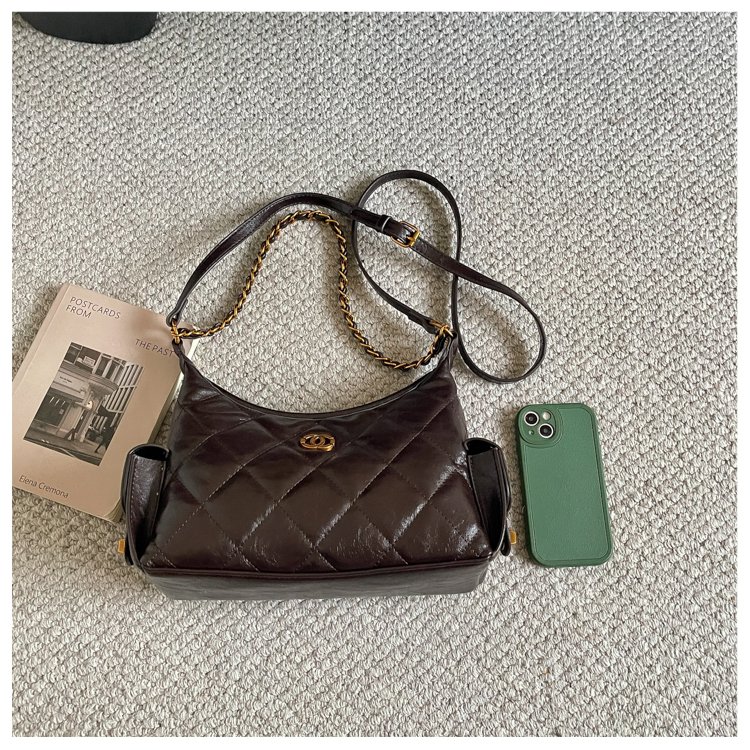 Women's Everyday Geometric Dumpling-Shaped PU Leather Shoulder Bag detail 13