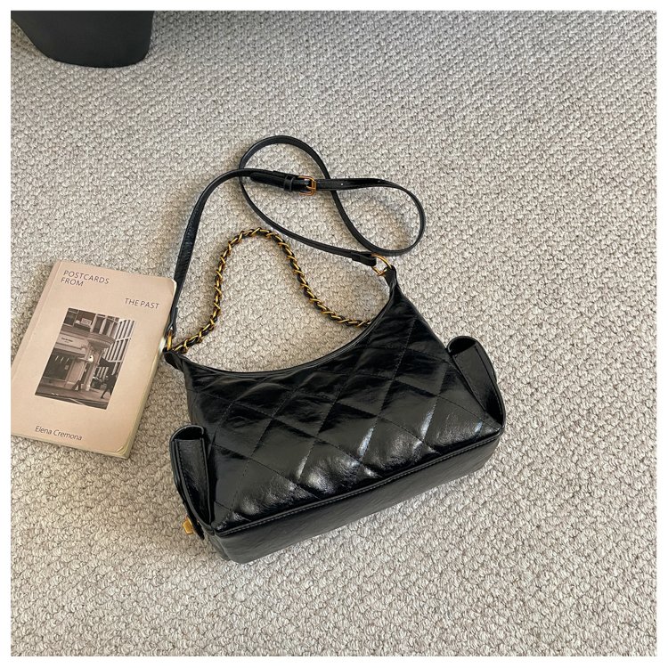 Women's Everyday Geometric Dumpling-Shaped PU Leather Shoulder Bag detail 24