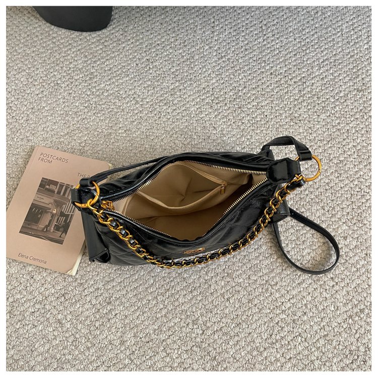Women's Everyday Geometric Dumpling-Shaped PU Leather Shoulder Bag detail 26