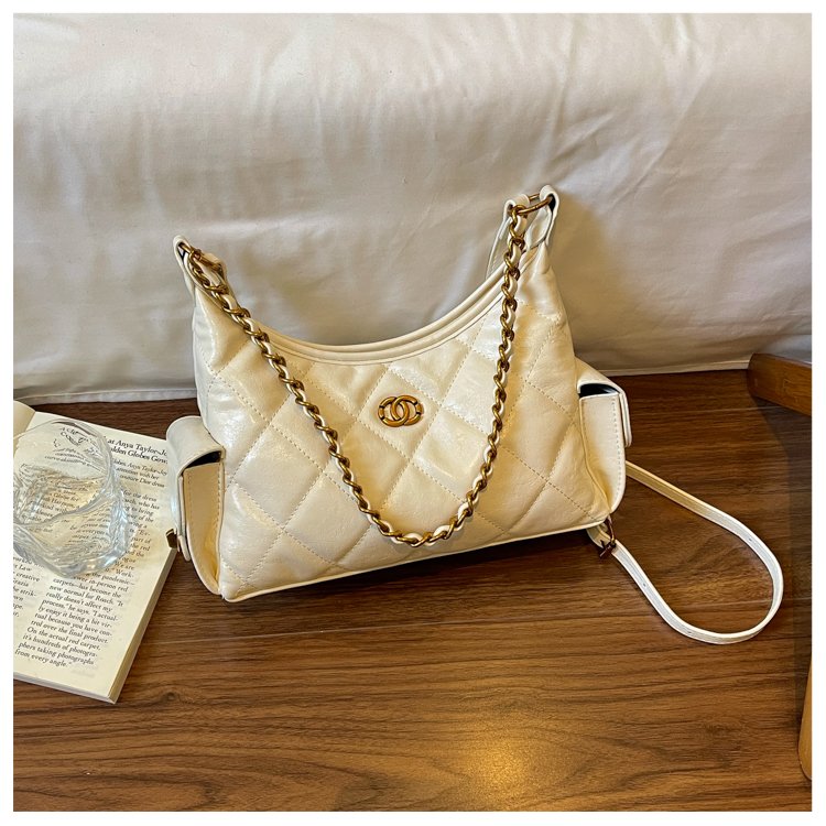 Women's Everyday Geometric Dumpling-Shaped PU Leather Shoulder Bag detail 38