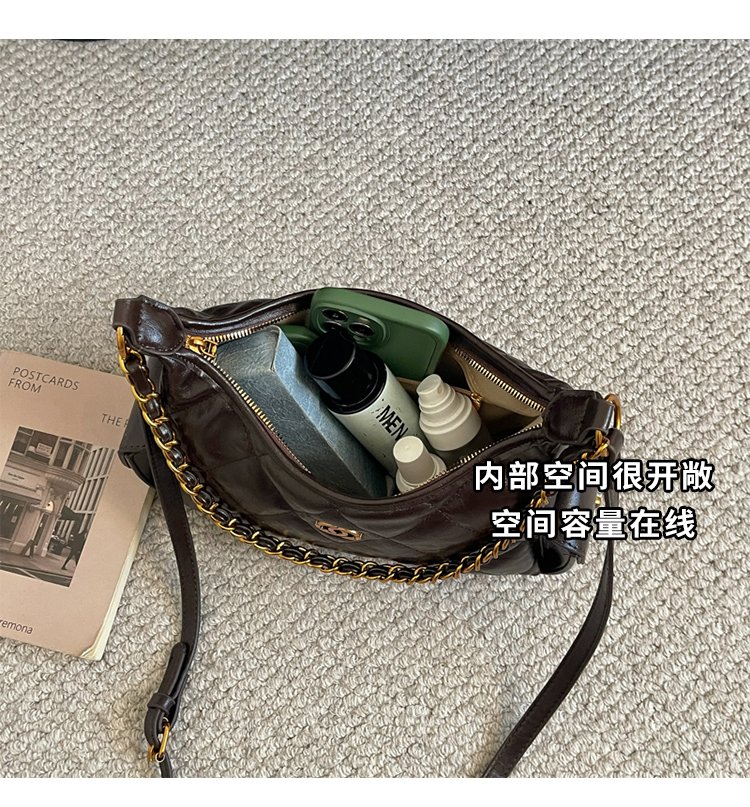 Women's Everyday Geometric Dumpling-Shaped PU Leather Shoulder Bag detail 8