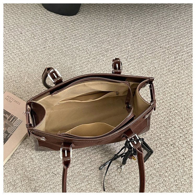 Women's Everyday Solid-Color Structured PU Leather Handbag detail 16