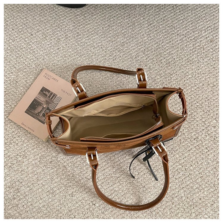 Women's Everyday Solid-Color Structured PU Leather Handbag detail 21