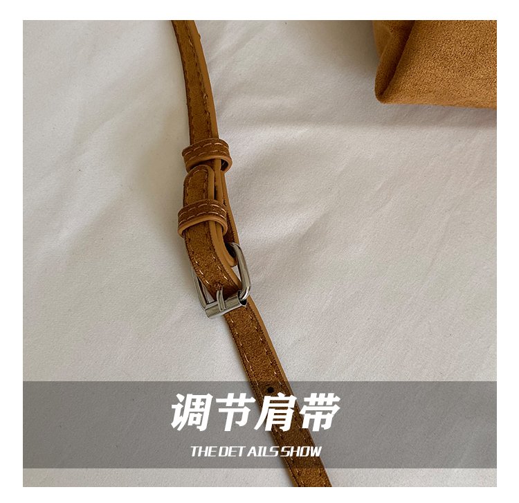 Women's Fashion Solid-Color Barrel-Shaped PU Leather Shoulder Bag detail 13
