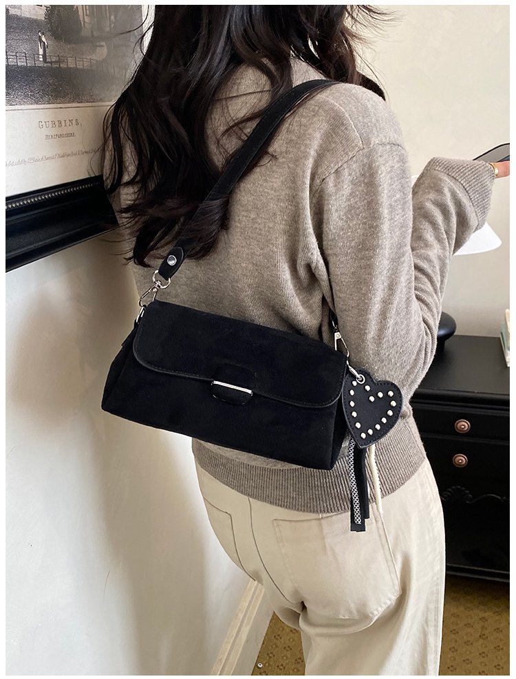 Women's Fashion Solid-Color Barrel-Shaped PU Leather Shoulder Bag detail 15