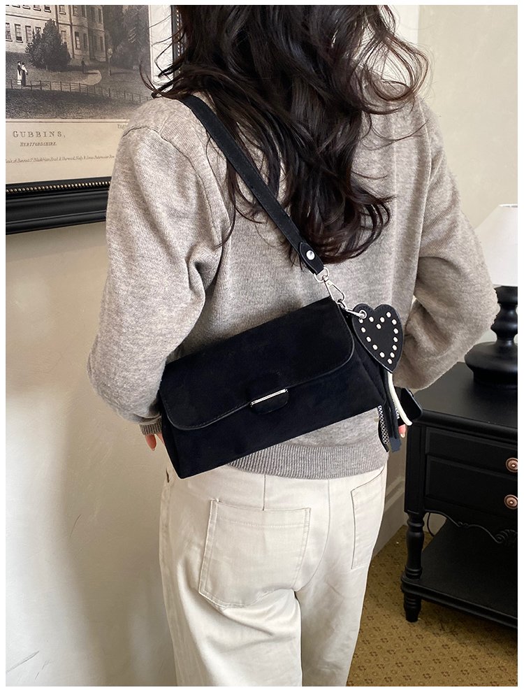 Women's Fashion Solid-Color Barrel-Shaped PU Leather Shoulder Bag detail 21