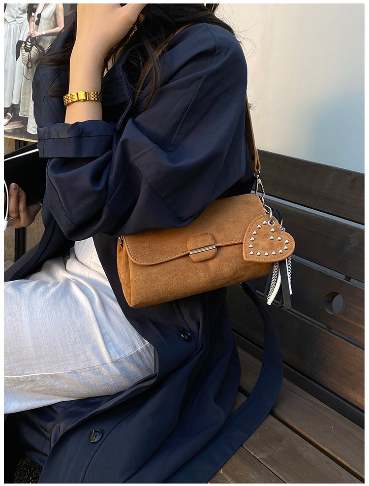 Women's Fashion Solid-Color Barrel-Shaped PU Leather Shoulder Bag detail 37