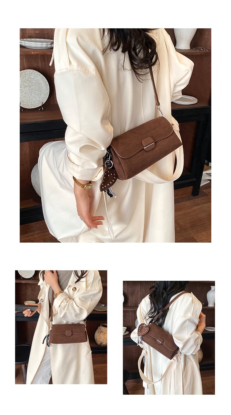 Women's Fashion Solid-Color Barrel-Shaped PU Leather Shoulder Bag detail 3