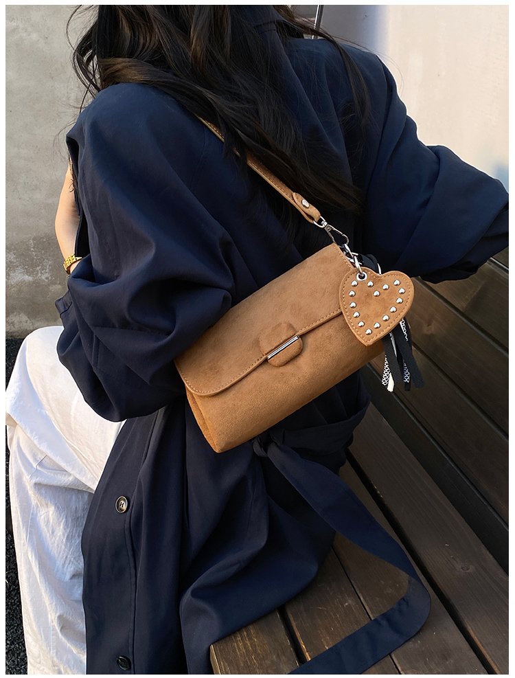 Women's Fashion Solid-Color Barrel-Shaped PU Leather Shoulder Bag detail 39