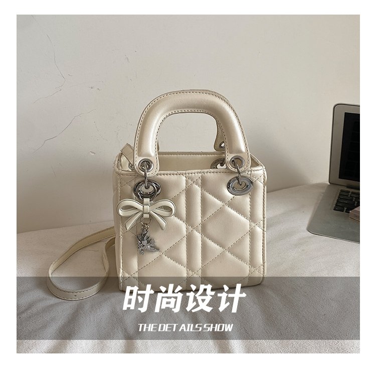 Women's PU Leather Floral Mini Top Handle Crossbody Bag detail 13