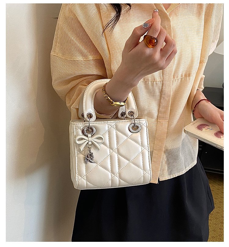 Women's PU Leather Floral Mini Top Handle Crossbody Bag detail 4