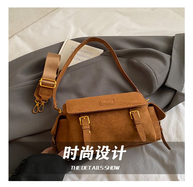 Women's Fringe Flap Crossbody Bag detail 10
