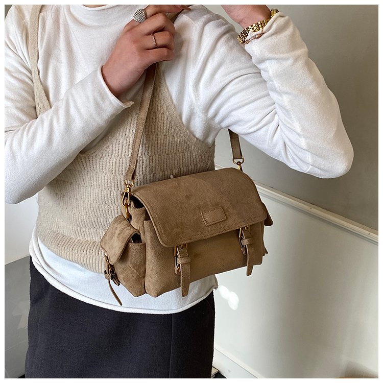 Women's Fringe Flap Crossbody Bag detail 18