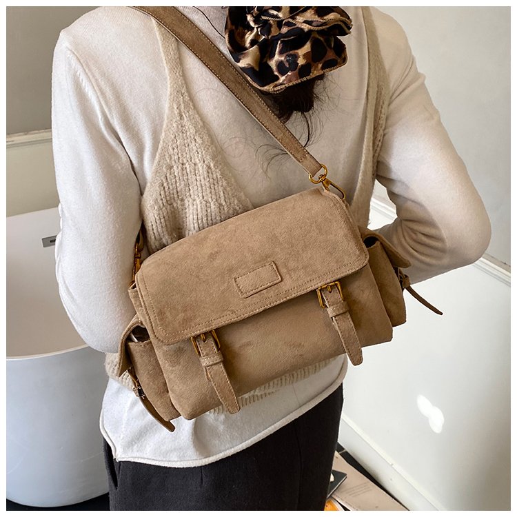 Women's Fringe Flap Crossbody Bag detail 19