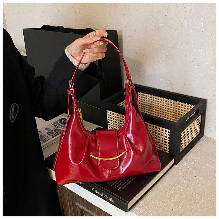 Women's PU Leather Glossy Shoulder Bag detail 15