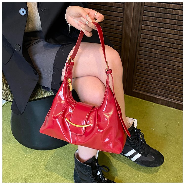 Women's PU Leather Glossy Shoulder Bag detail 18