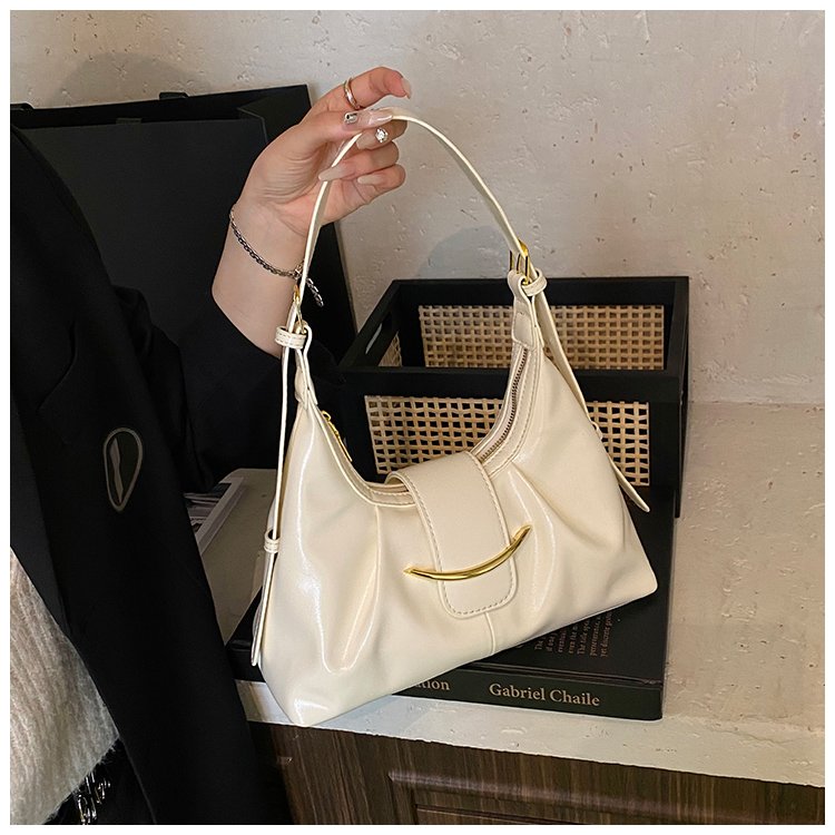Women's PU Leather Glossy Shoulder Bag detail 26