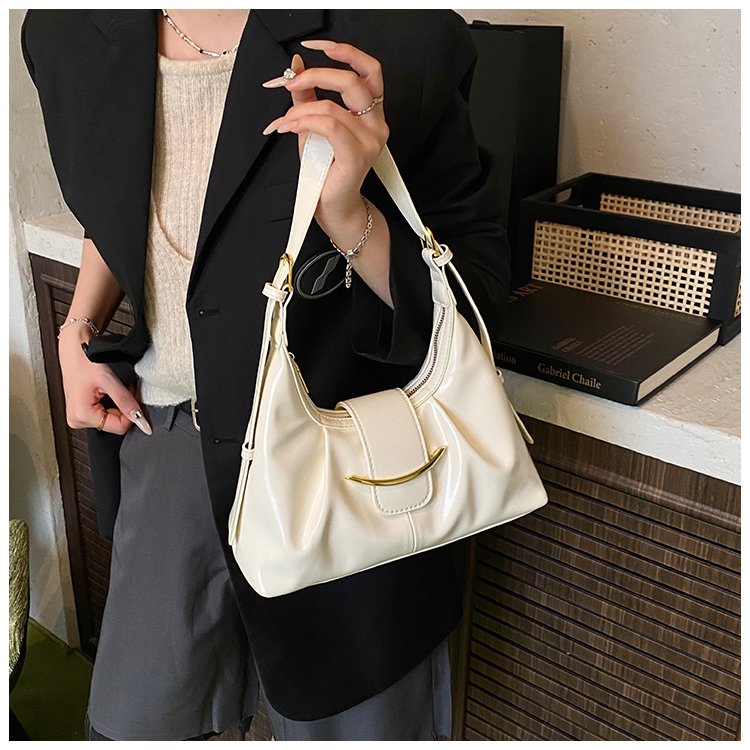 Women's PU Leather Glossy Shoulder Bag detail 29