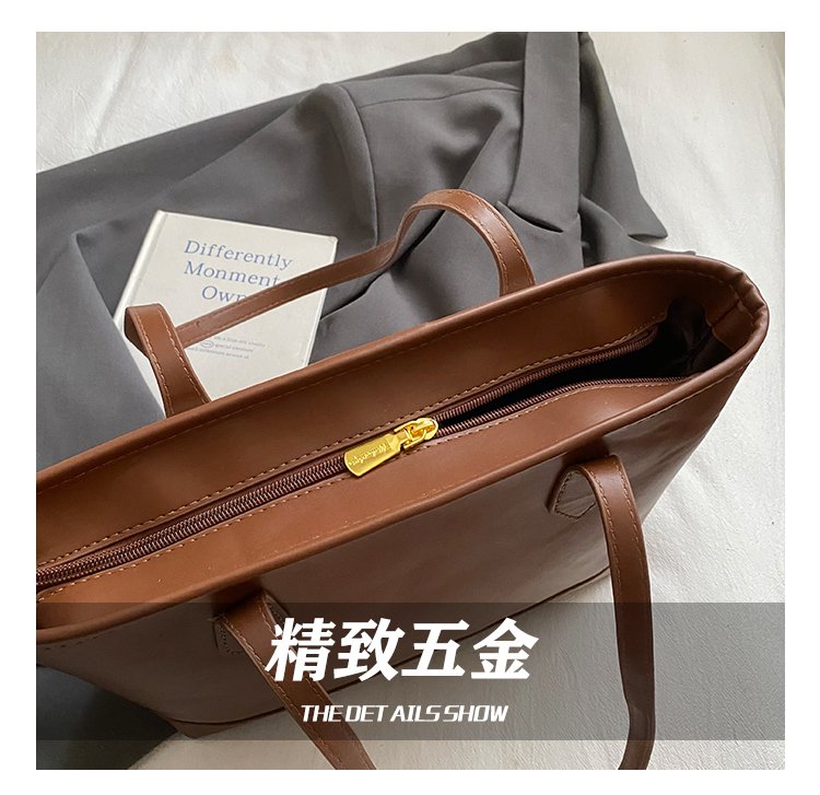 Women's PU Leather Graphic Tote Bag detail 10