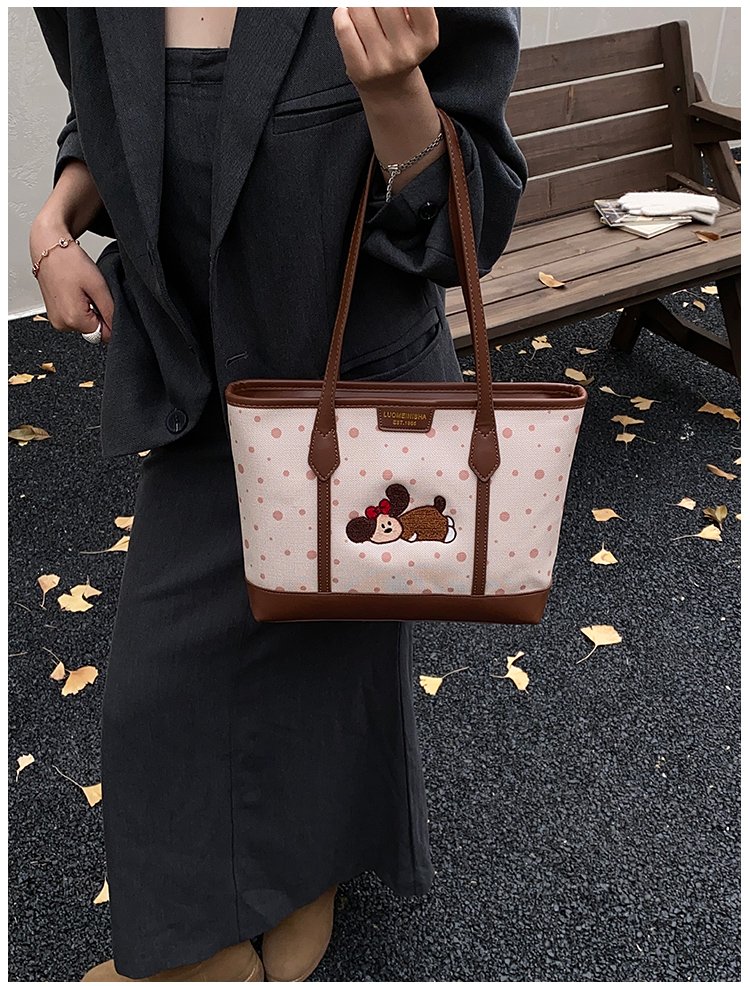 Women's PU Leather Graphic Tote Bag detail 35