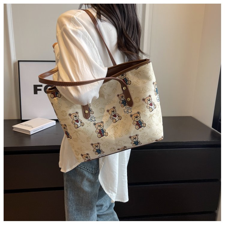 Women's Cloth Graphic Tote Bag detail 10