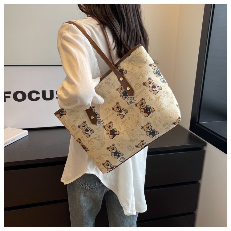 Women's Cloth Graphic Tote Bag detail 11