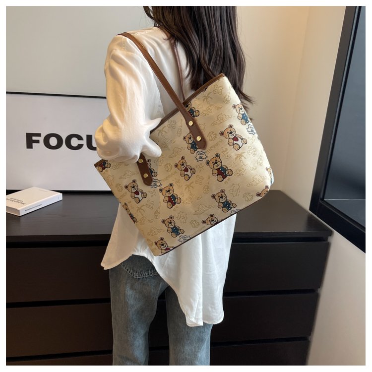 Women's Cloth Graphic Tote Bag detail 12