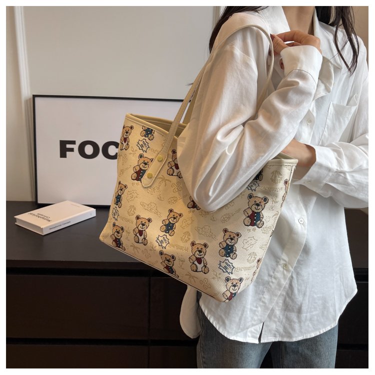 Women's Cloth Graphic Tote Bag detail 15
