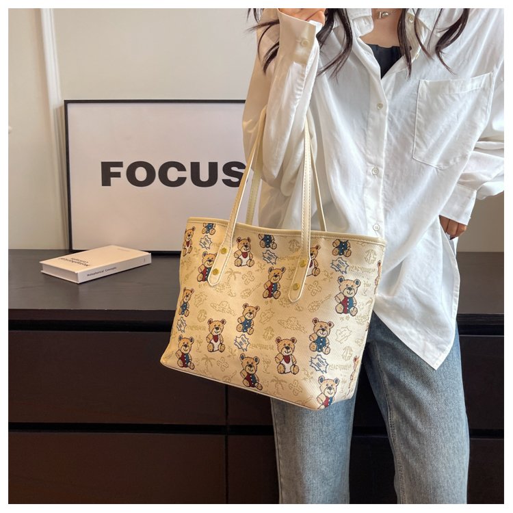 Women's Cloth Graphic Tote Bag detail 25