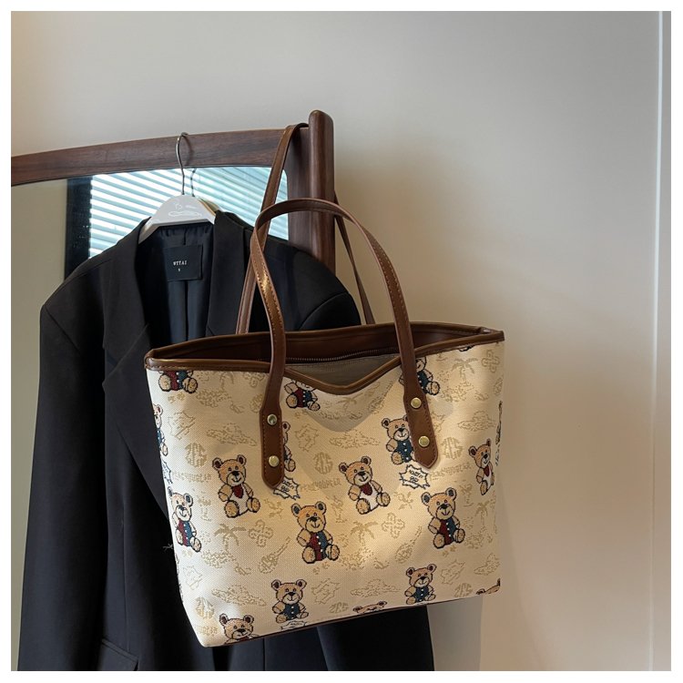Women's Cloth Graphic Tote Bag detail 26