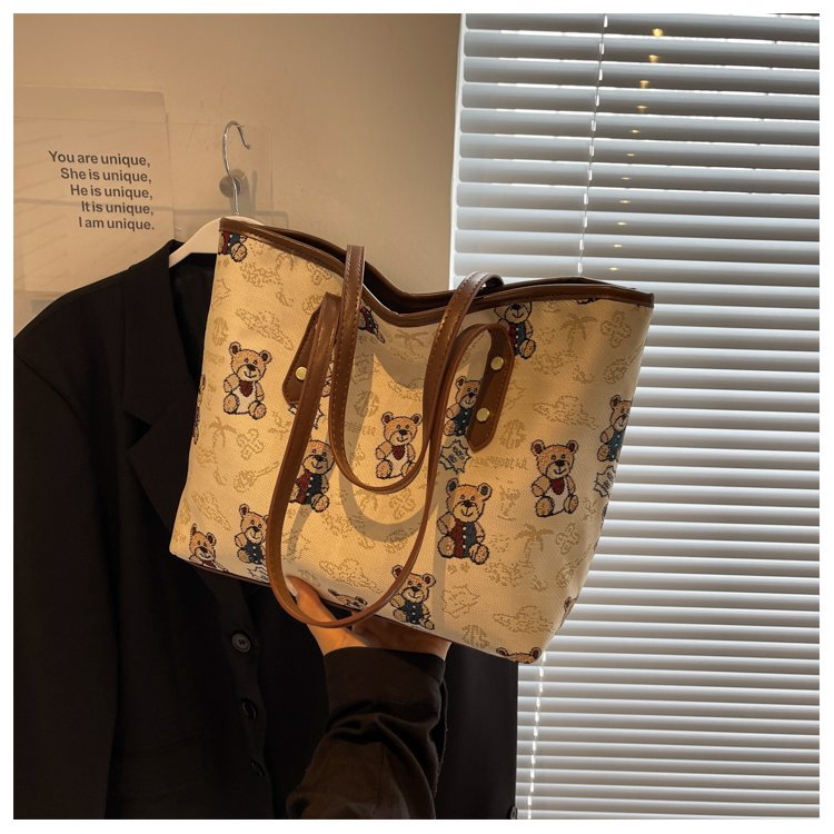 Women's Cloth Graphic Tote Bag detail 30