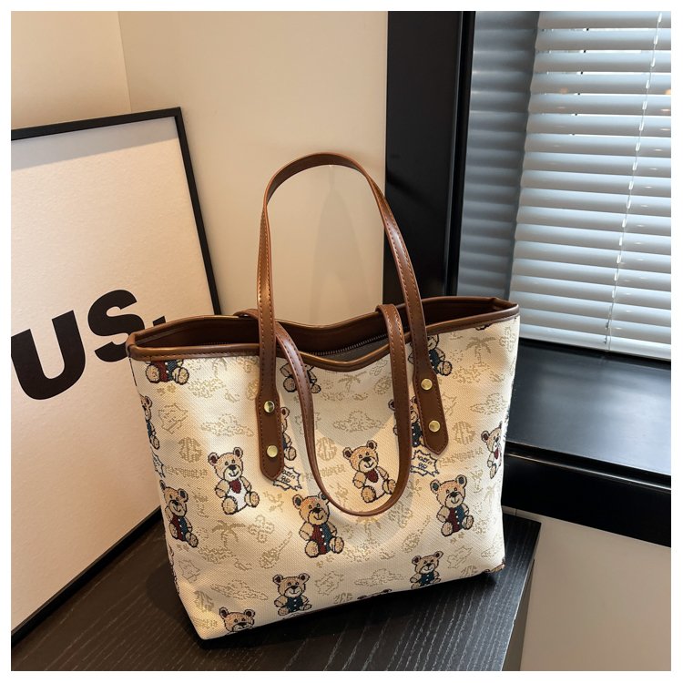Women's Cloth Graphic Tote Bag detail 38