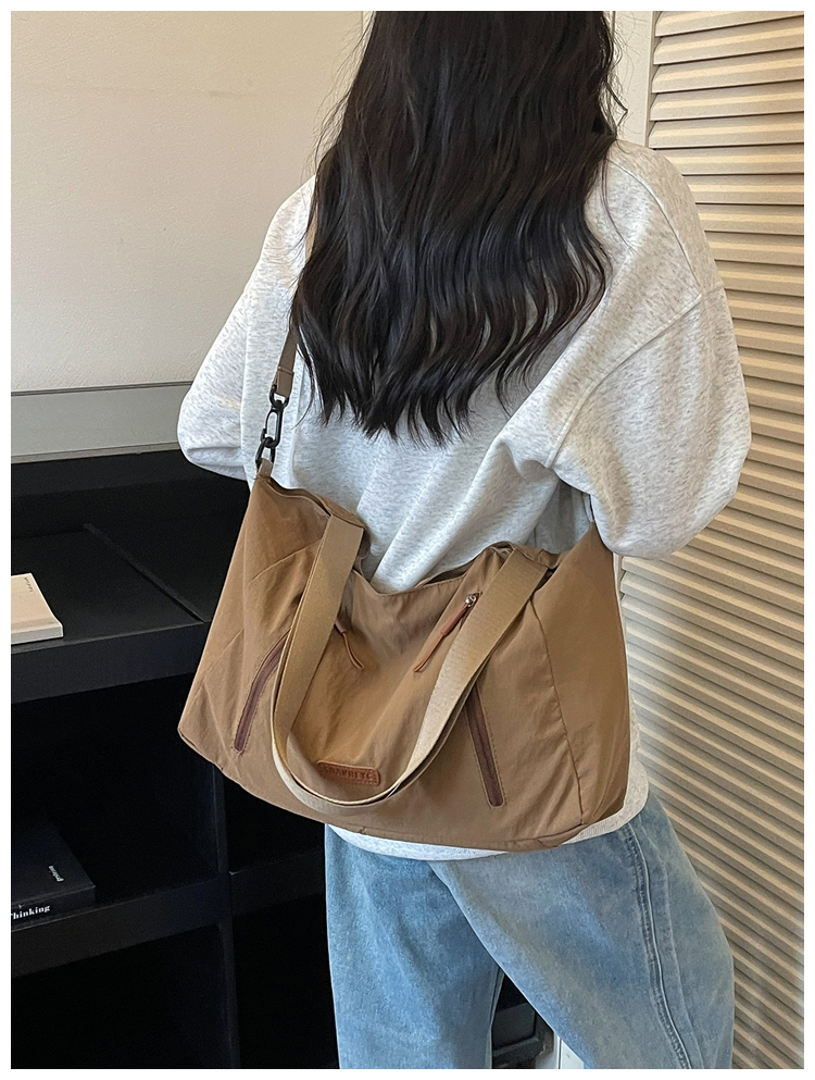 Casual Large Capacity Cloth Tote Crossbody Bag detail 15