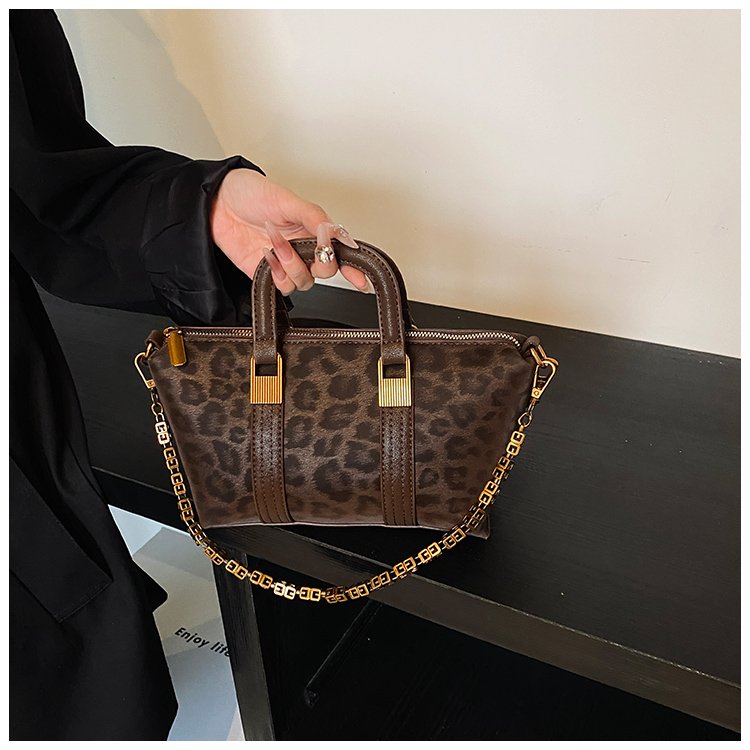 Women's PU Leather Letter Print Satchel Shoulder Bag detail 10