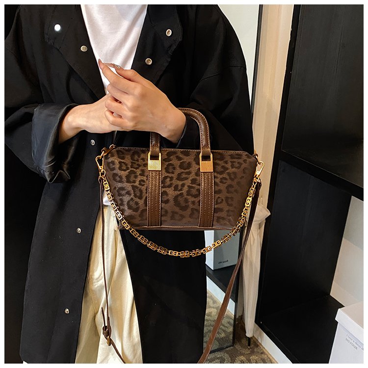 Women's PU Leather Letter Print Satchel Shoulder Bag detail 21