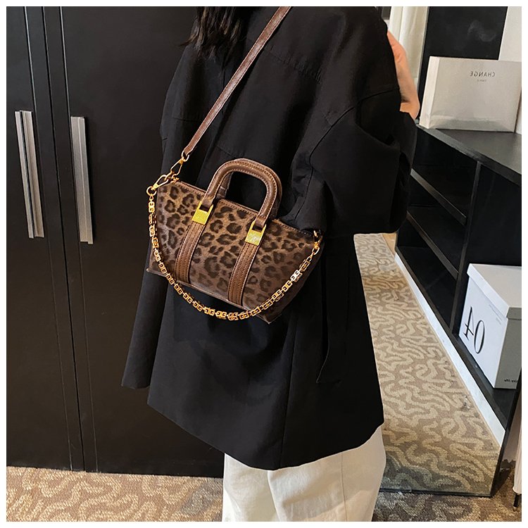 Women's PU Leather Letter Print Satchel Shoulder Bag detail 28