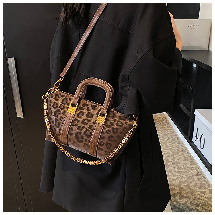 Women's PU Leather Letter Print Satchel Shoulder Bag detail 29
