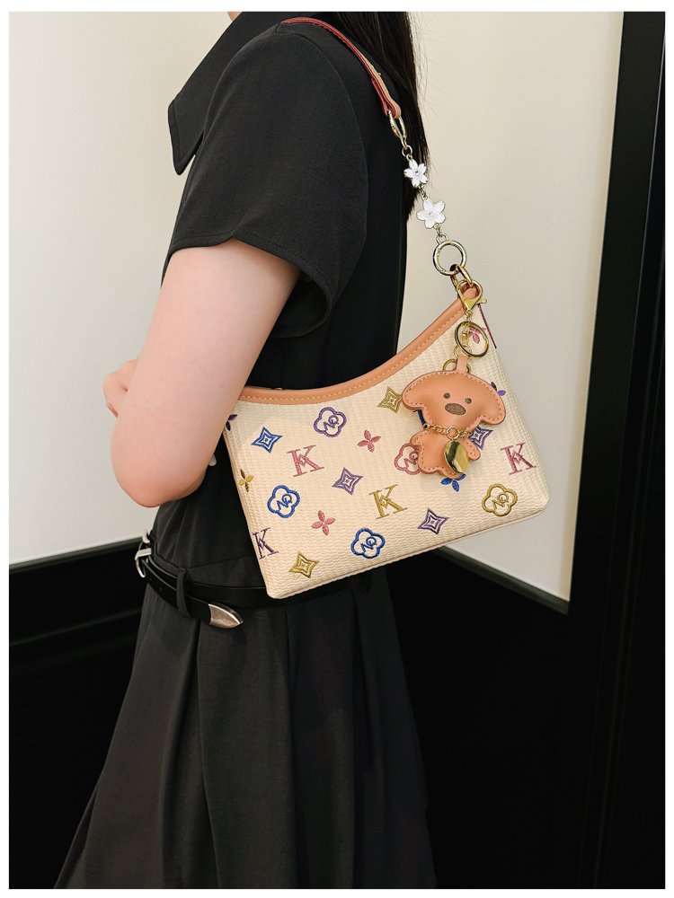 Women's PU Leather Letter Print Shoulder Bag detail 18