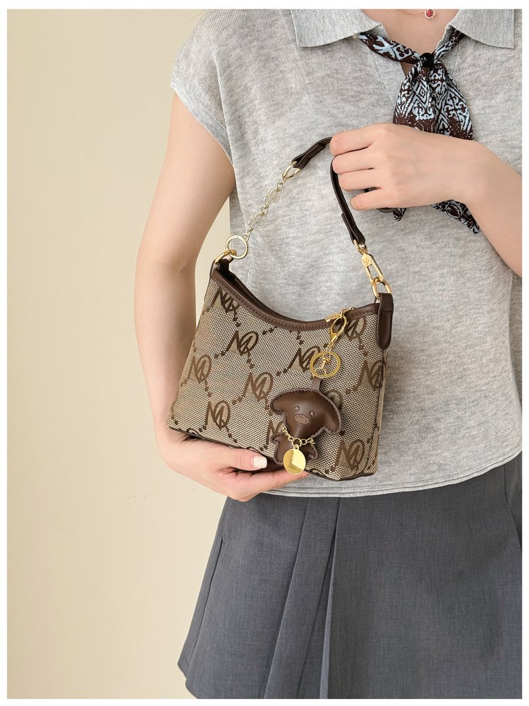Women's PU Leather Letter Print Shoulder Bag detail 40