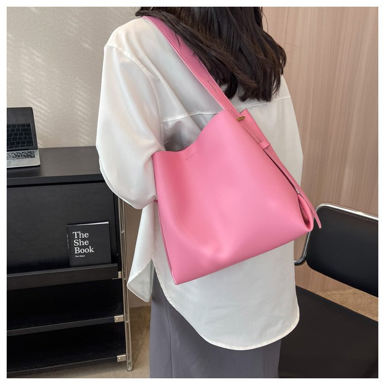 Women's PU Leather Minimal Bucket Bag detail 11