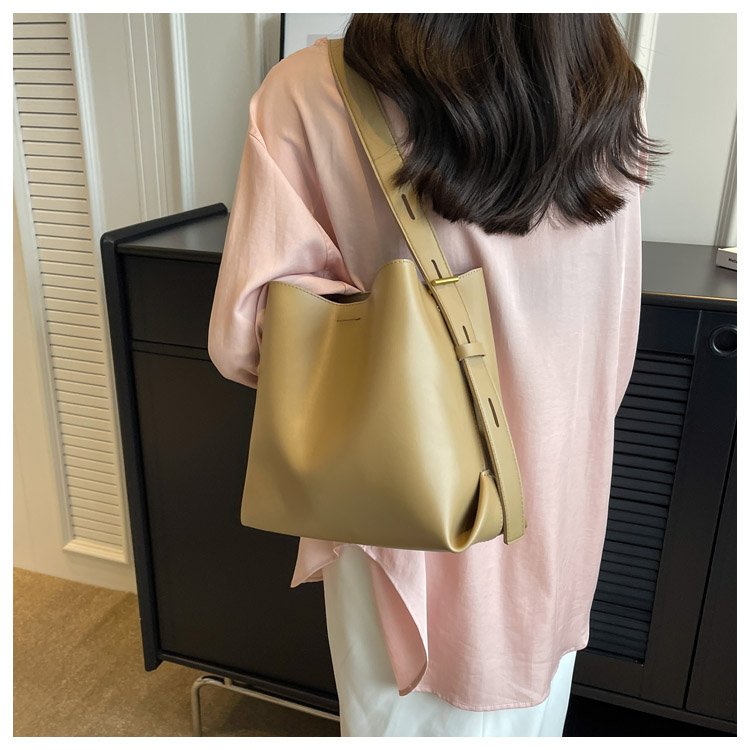 Women's PU Leather Minimal Bucket Bag detail 24