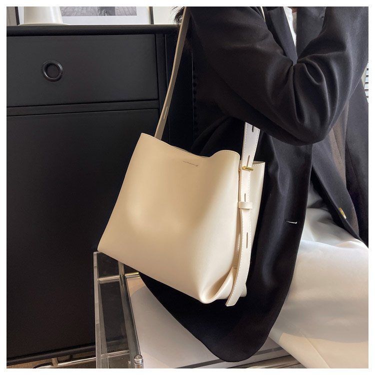 Women's PU Leather Minimal Bucket Bag detail 34