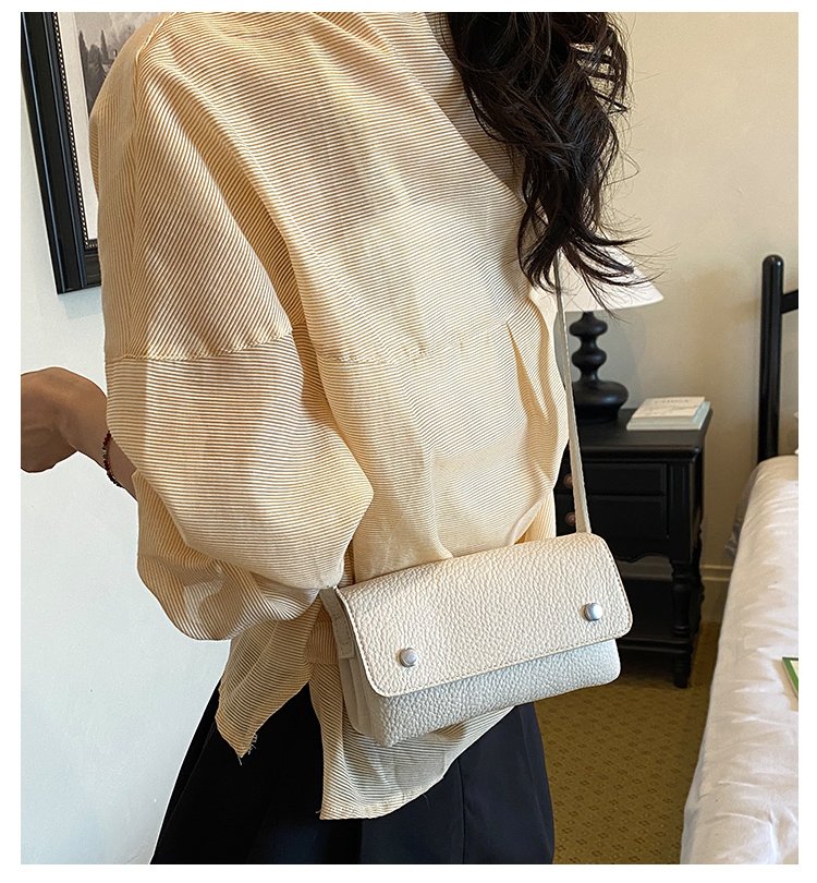 Women's PU Leather Minimal Flap Shoulder Bag detail 2