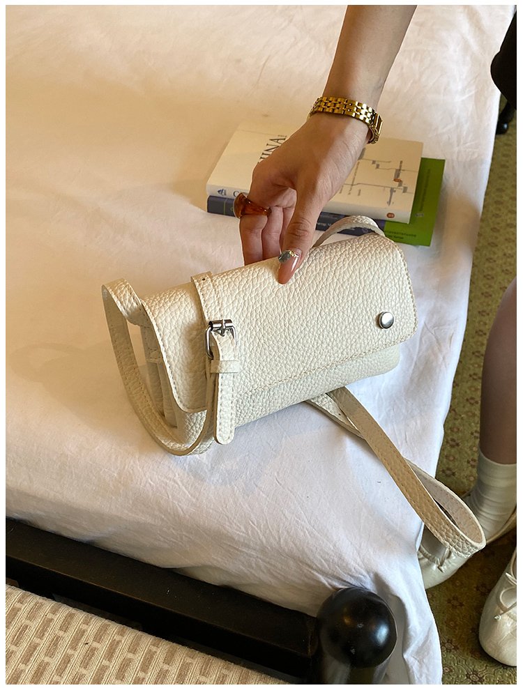 Women's PU Leather Minimal Flap Shoulder Bag detail 40