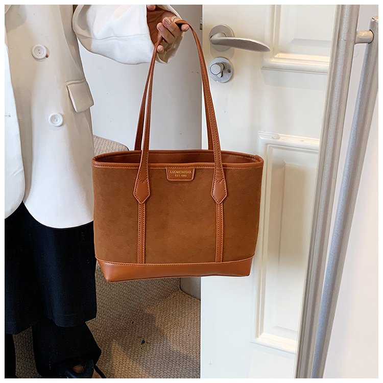 Women's PU Leather Minimal Tote Bag detail 10