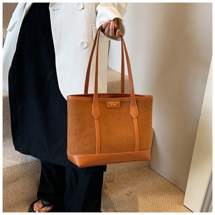 Women's PU Leather Minimal Tote Bag detail 17